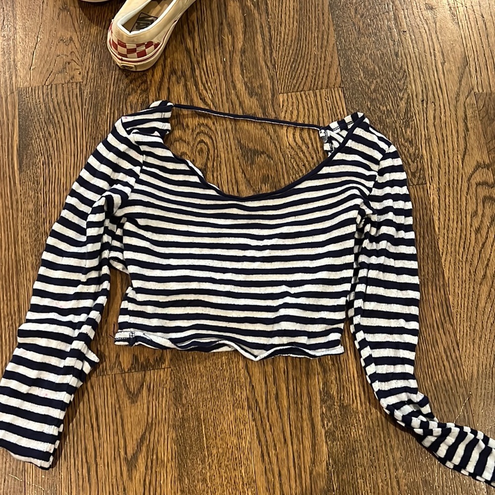 blue and white striped crop top